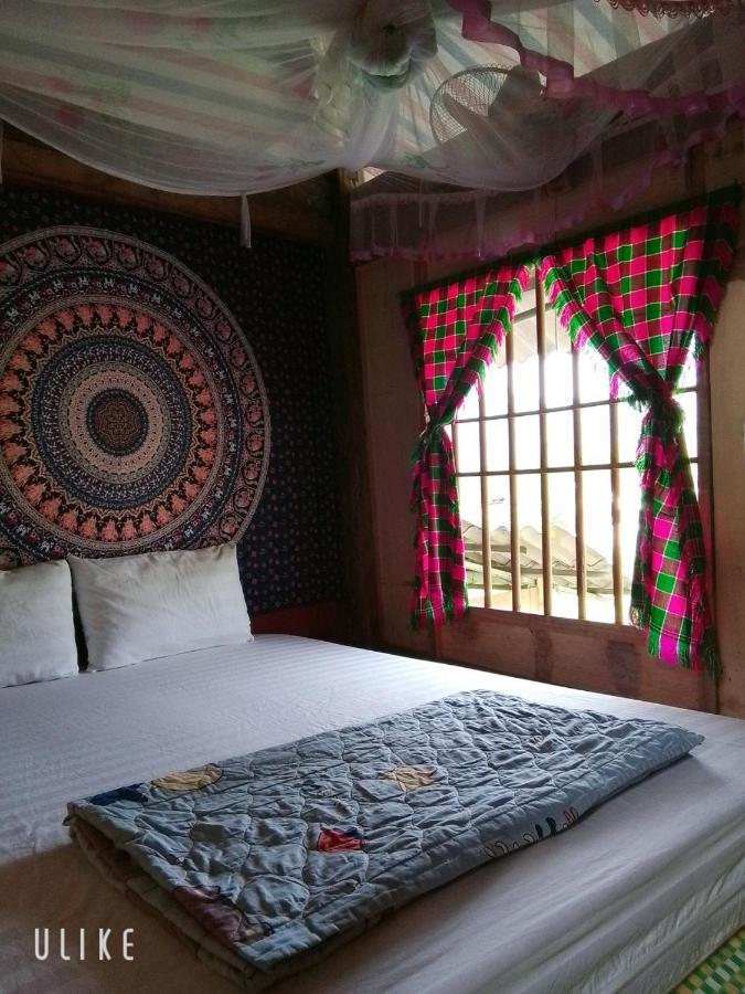Du Gia Van Chung Homestay Làng Cac Exteriér fotografie