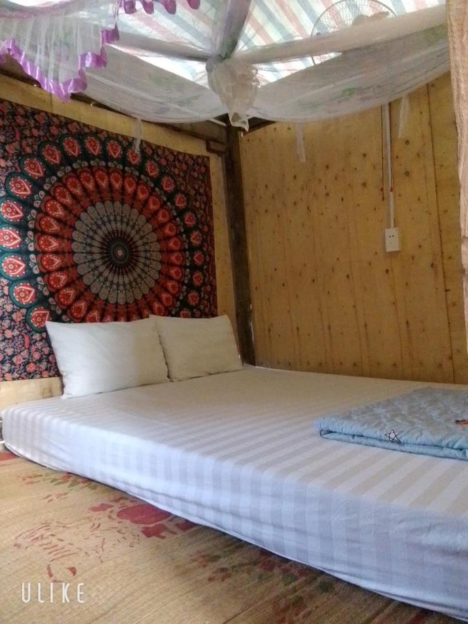 Du Gia Van Chung Homestay Làng Cac Exteriér fotografie