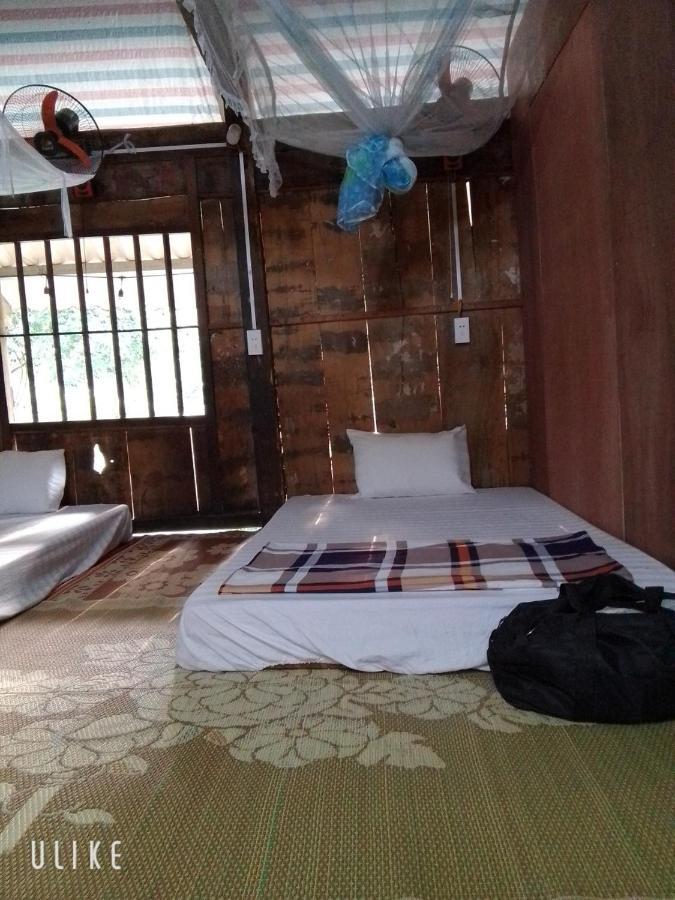 Du Gia Van Chung Homestay Làng Cac Exteriér fotografie