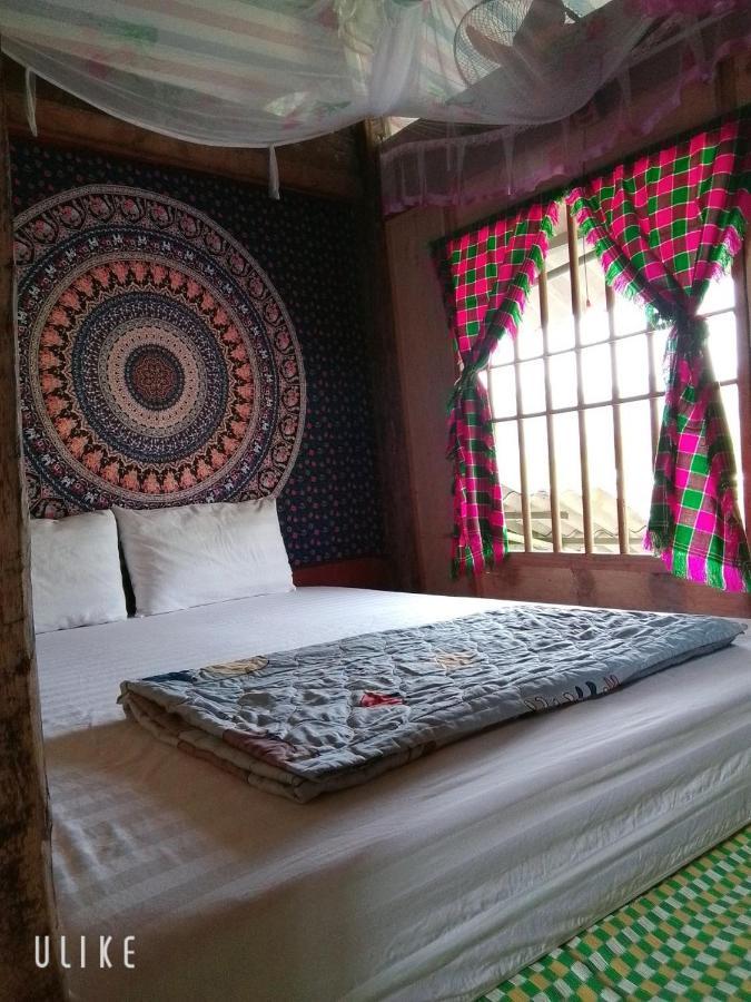 Du Gia Van Chung Homestay Làng Cac Exteriér fotografie